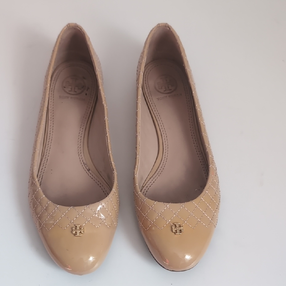 Tory Burch Women's Tan Ballet Flats